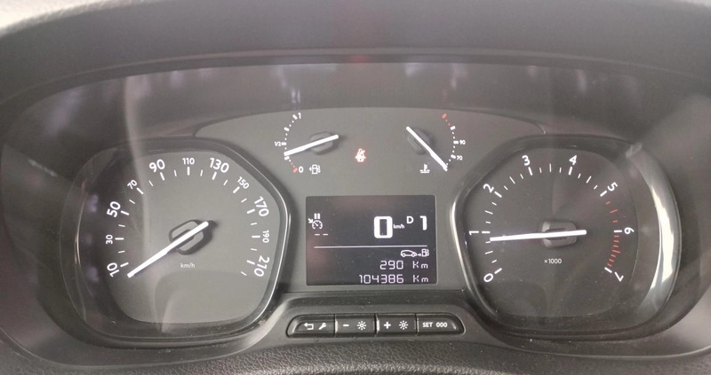 Toyota Proace Verso cena 144900 przebieg: 104342, rok produkcji 2022 z Krynica-Zdrój małe 137